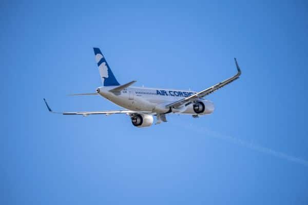 air-corsica-a320