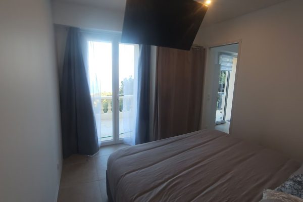 de-moroni-chambre1-1-6.jpeg