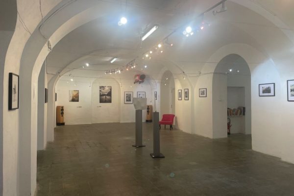 galerie-noir-et-blanc-4.jpeg