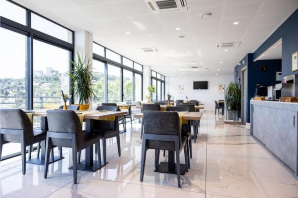 hotel-le-bastia-frühstücksraum-4.jpeg