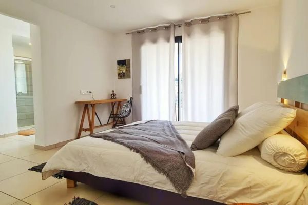 villa-rocca-bruna-photo-chambre-3.jpeg